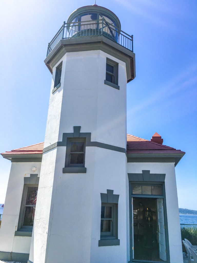 Alki Point Lighthouse, up close and personal